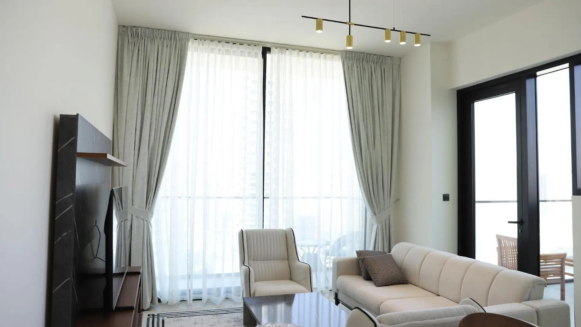 Serene Dubai Apartment With Private Indoor Pool